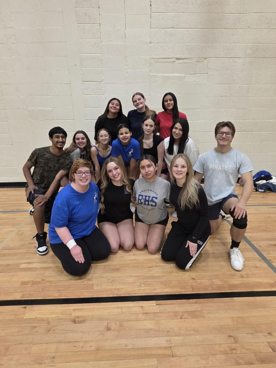Winter cheer at the last practice ahead of the state competition. 